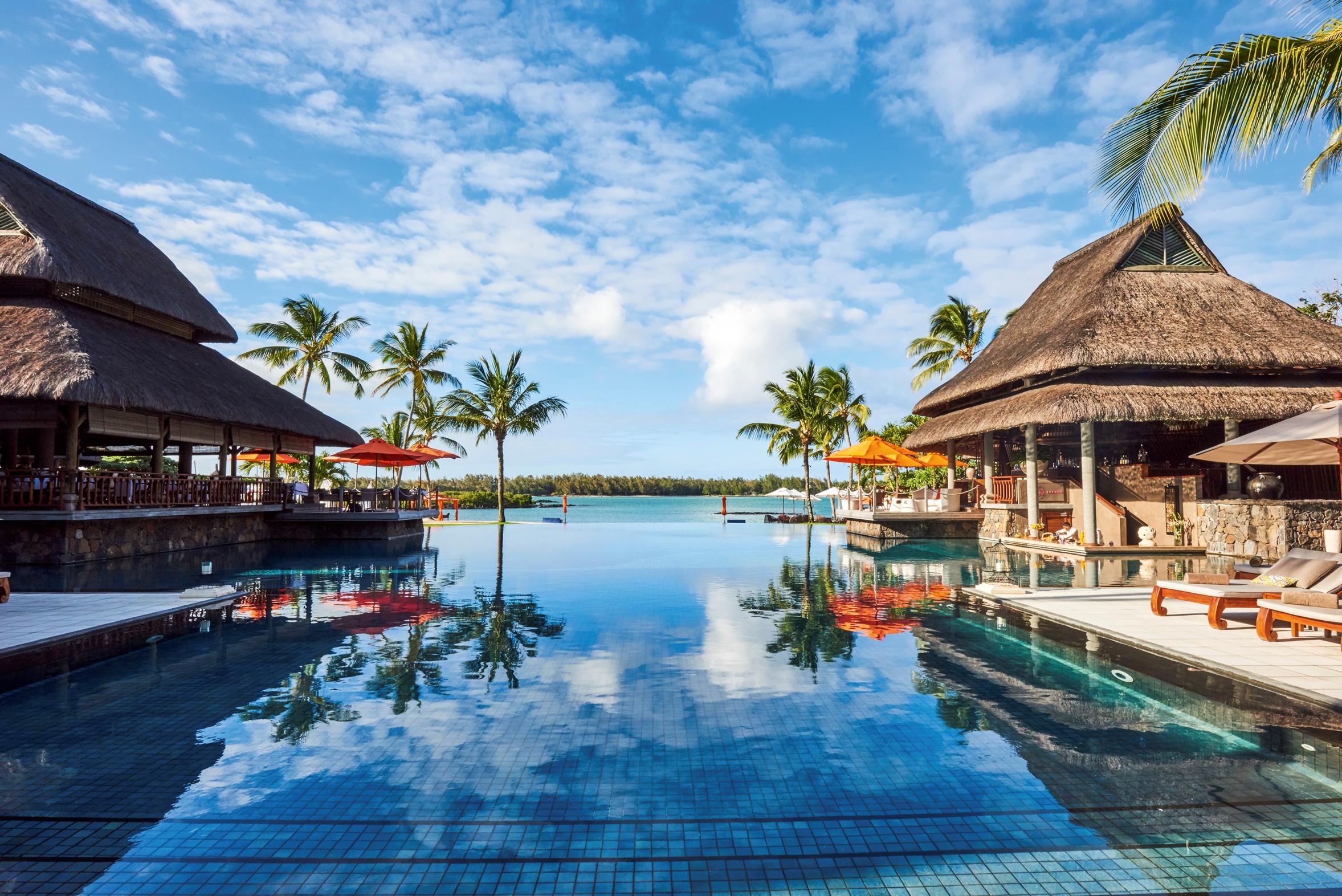 Constance Prince Maurice Poste de Flacq Exterior photo The pool at the resort