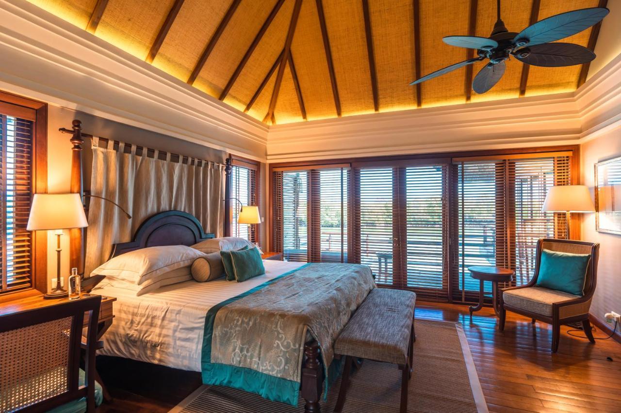 Constance Prince Maurice Poste de Flacq Exterior photo A bedroom at the resort